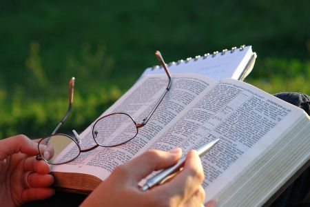 Reading God's Word